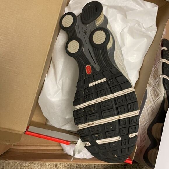 Nike Running Shoe white size 10 - Picture 3 of 4